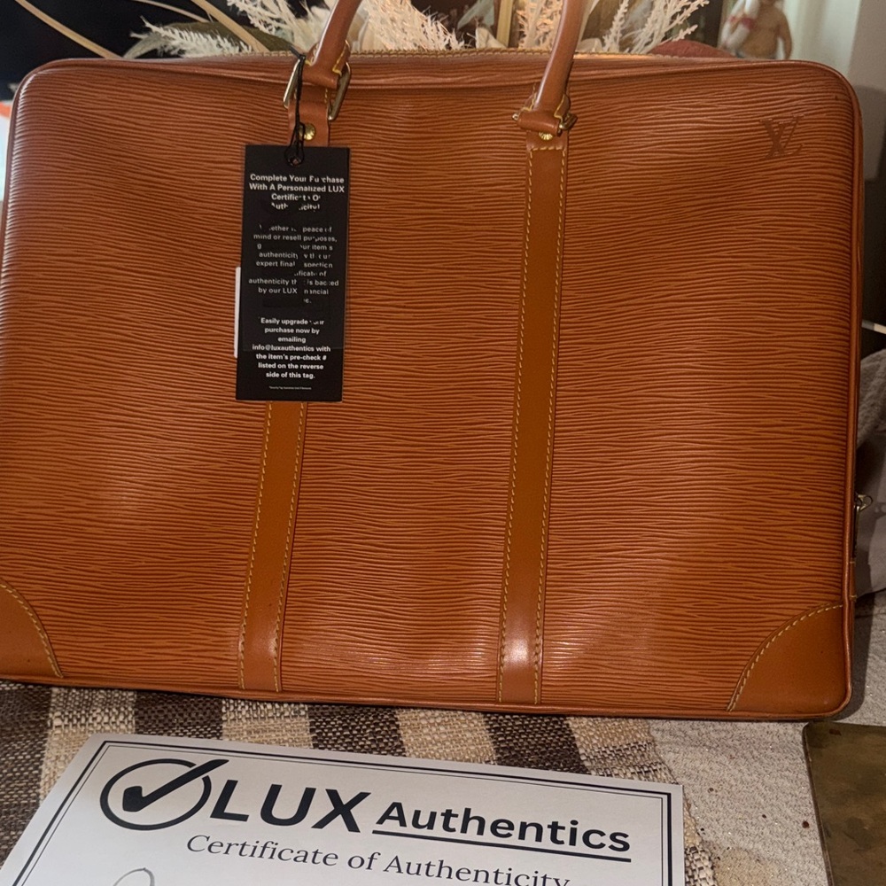 Louis Vuitton Tan/Brown Epi Leather Briefcase with Gold Hardware